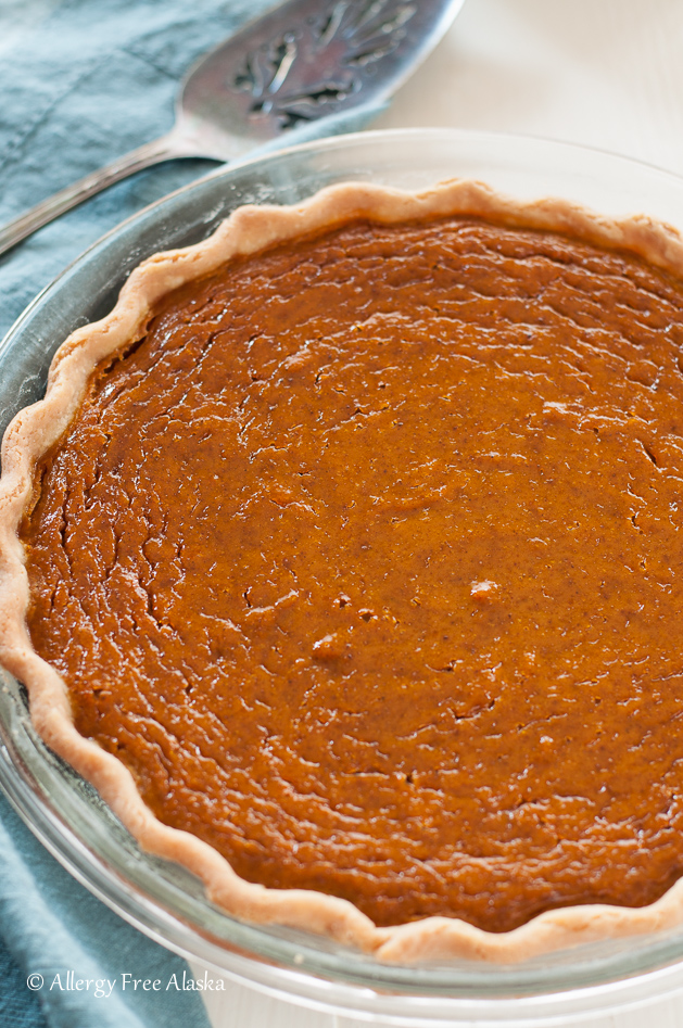 gluten-free-dairy-free-maple-pumpkin-pie