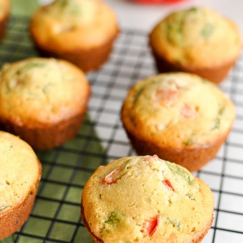 Gluten-Free Breakfast Muffins with Ham & Veggies