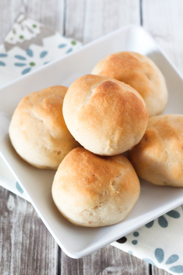 gluten-free-vegan-dinner-rolls