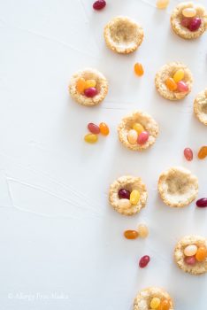 macaroon nests