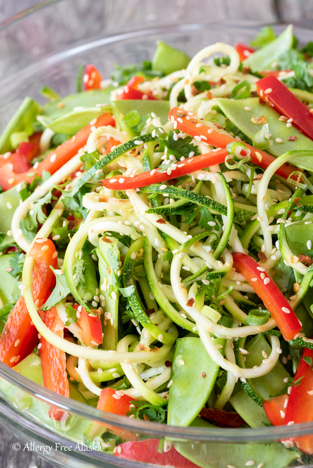 close up zucchini noodles salad