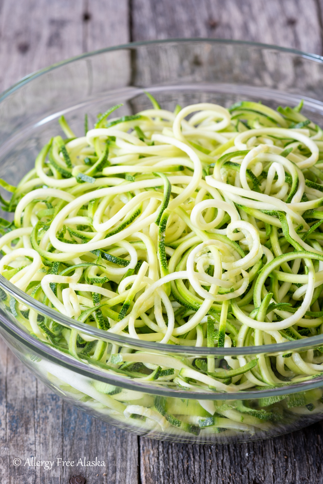 zucchini noodles in bowl